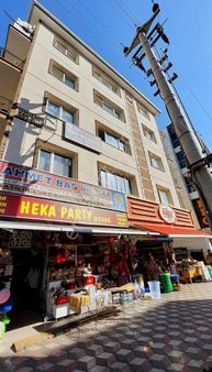 Sincan Çarşı Merkezde Ara Kat Full Eşyalı Kiralık 3+1 Daire