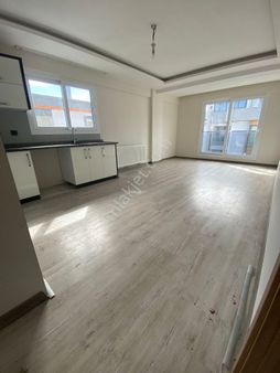 Bergama Atatürk Mahallesinde 2+1 Açık Mutfak Daire