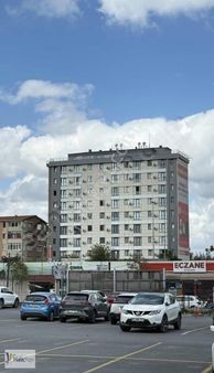 Gürselde Cadde Üstü Perakende İş Kollarına Uygun Kiralık Dükkan