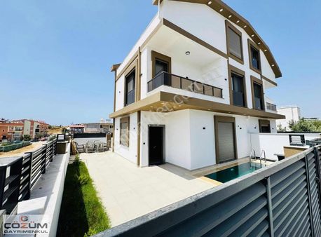 Villada Bambaşka Soluk! Lüks Eşyalı Villa