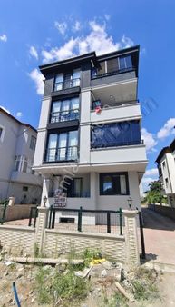 Altıkat Emlaktan Acil Satılık Daire