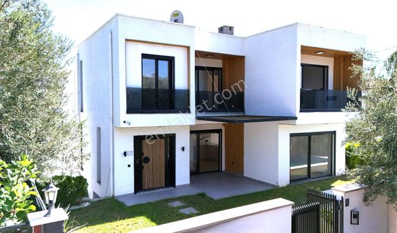 Yiğit'ten Gürede 5+1 Şık Ve Lüks Tasarımlı Saunalı_havuzlu Villa