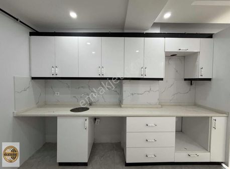 Fa Özbir'den Merkezi Konumda Yatırıma Uygun Avantajlı 1+1 Daire!