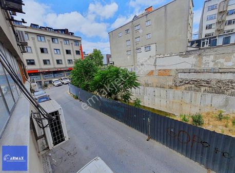 Armax'tan Gaziosmanpaşa Meydanda Kiralık 52m2 İşhanında Ofis