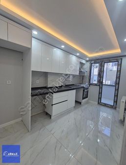 Şemsipaşa Boşnak'ta 2+1sıfır 98 M2 Ultra Lüx Ara Kat.....