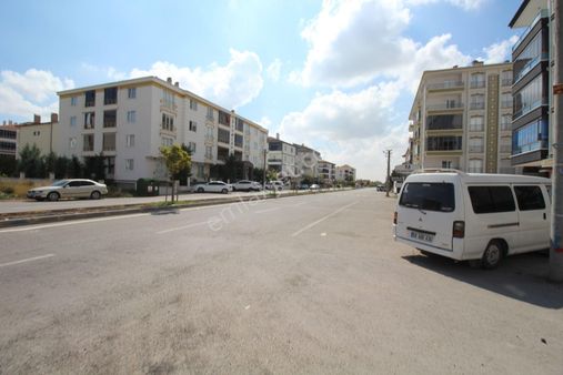 Aksaray Paşacıkda Ana Cadde Üzerinde Sıfır Kiralık Dükkan