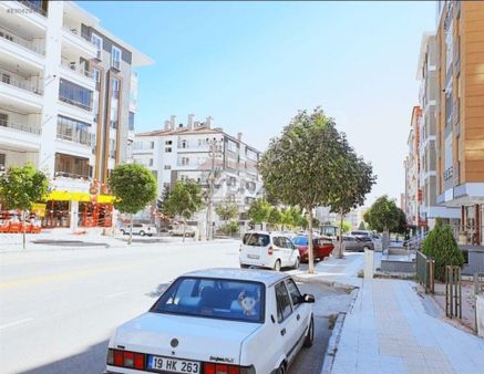Güvenay - Çorum Bahçelievler İpek Taksi İlerisi 420 M² Satılık Dükkan