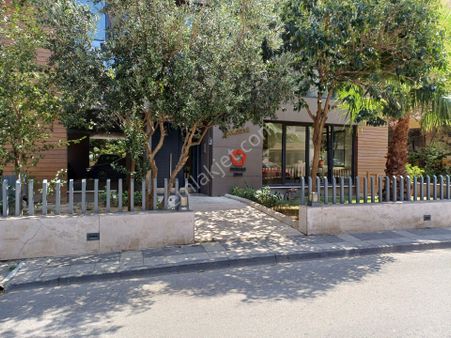 Fenerbahçe'de Yeni Binada Sahile Yakın 2+1 Satılık Keyifli Daire