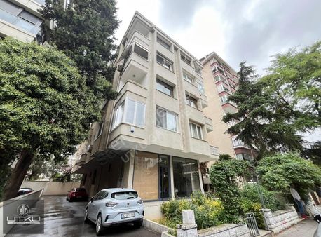 Utkudan Caddebostan Sahile Yakın Balkonlu 125 M2 Satılık 3+1