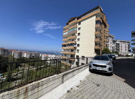 Mudanya'da Deniz Manzaralı 200 M2 Daire