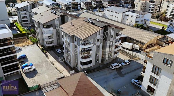 Demirci Mahallesi Okullar Bölgesi Kiralık 2+1 Bahçe Avantajlı