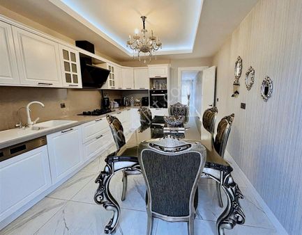 Konak Mh.harika Konumda 5+1 Dubleks Daire