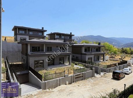 Nilüferin En Gelişen Bölgesi Gümüştepe'de Satılık 4+1 Villa