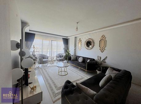 Arabayatağı Metro İstasyonu Yanı Satılık 3+1 Daire