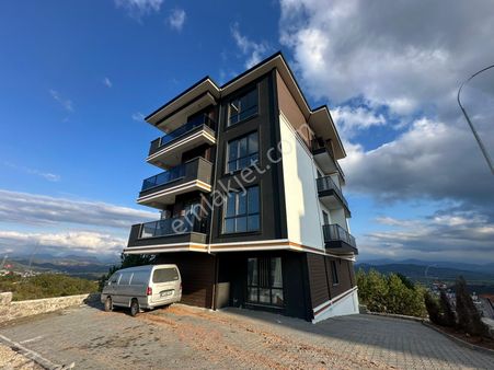 Bilgin Emlaktan Merkezde Full Şehir Manzaralı Sıfır 2+1 Kiralık Daire