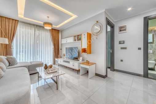 Alanya Hasbahçe'de 1+1 Full Eşyalı Lüks Satılık Daire