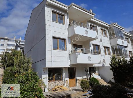 Ayyıldız Mahallesinde Daire Fiyatına 4+2 Kiralık Villa
