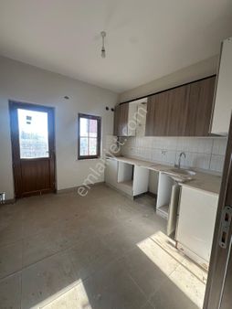 🌿 Geniş Arsa İçinde Konforlu Yaşam Fırsatı! 🌿