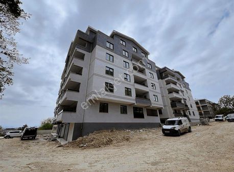 Hamitler Macera Parkı Karşısında 3+1 Arakat Satılık Daire