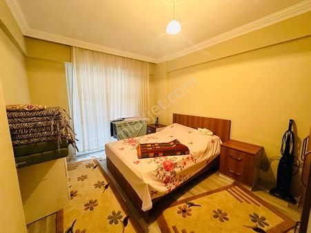 Akbükte Yüksek Giriş - Geniş Ve Ferah 2+1kiralık Daire