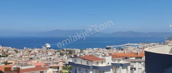 Kuşadası Full Deniz Manzaralı Satılık Eşyalı 5+1 Dubleks Daire