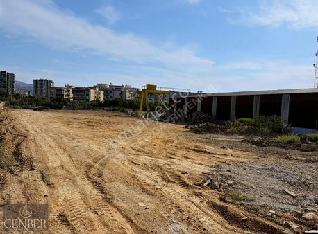 Menemen Merkezde Kiralık Boş Arasa