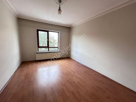 Güneşevler Çarşamba Pazarı Lokasyonunda 3+1 Satılık Daire