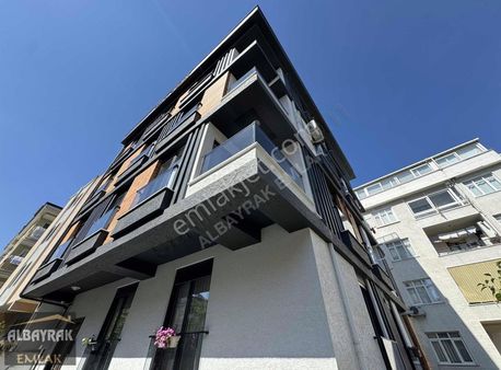 Albayrak Emlaktan Kısıklıda Kullanışlı Ön Cephe Sıfır Daire