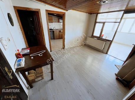 Albayraktan İkbal Cd. Üstü/2+1+teraslı/önü Açık Kiralık Daire