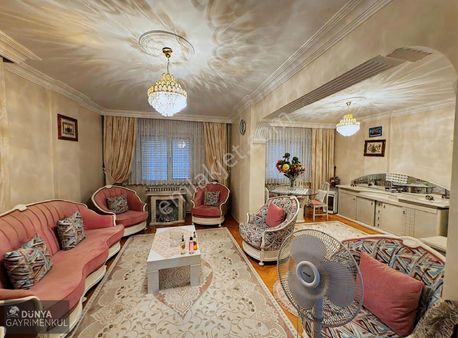 Dünya'dan Muhteşem Konumda 3+1 Dublex Kaçırılmayacak Süper Daire