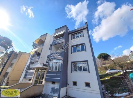 Eskidji'den Dünya Bankası Konutlarında Güzel Lokasyonda Ara Kat