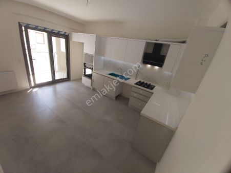 Ordu Bulvarına 50m Mesafede Sıfır 2+1 Arakat_ Kapalı Mutfak_ Ebeveyn Banyolu