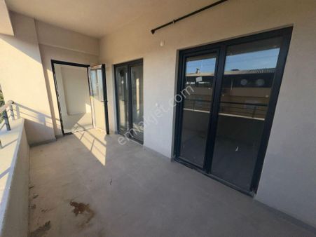 4+2 Geniş Kullanımlı Aileler İçin Emsalsiz Satılık Daire