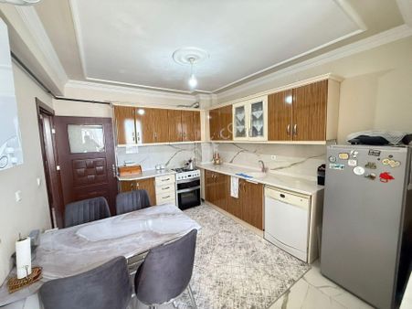 Elisa Gyo// Beyazşehir'de Ana Cadde Üzeri Güney Cepheli 3+1 Masrafsız Daire