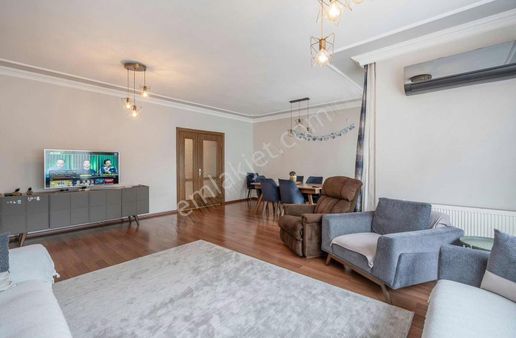 Tuna Caddesinde Satılık 3+1 Sama Konutlarında Satılık Daire