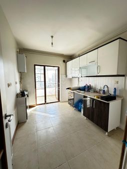 Elisa Gyo//esnaf Tokide 3+1 Tapulu Boş Hemen Oturulur Uygun Fiyat Satılık Daire