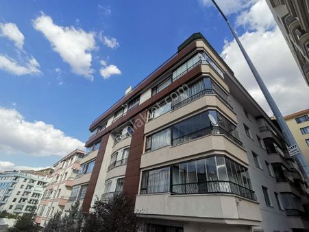 Çankaya Gökkuşağı Mahallesinde Geniş 4+1 Ters Dubleks Fırsat