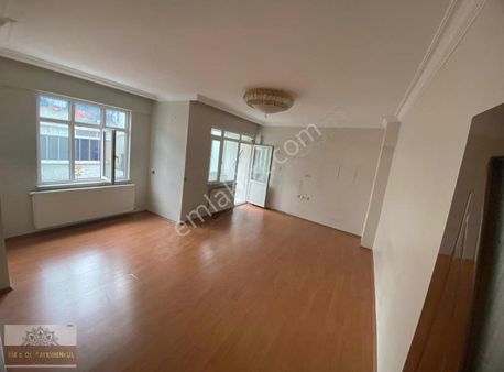 Sultangazi Ugurmumcu Mahallesi 3+1 120m2 Balkonlu Kredili 2.kat