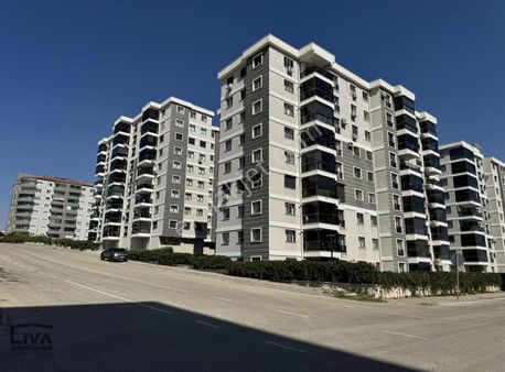 Liva Gayrimenkulden Extra Life Sitesi 170m2 Kiralık 3+1