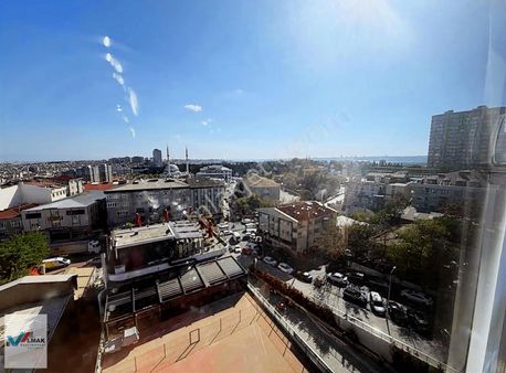 Evalmak'ta,halkalı Arena 24'te Eşyalı Home Ofis Kiralık Daire