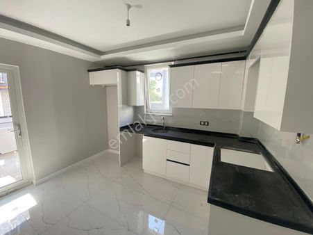 Furkan Emlak'tan Derebahçe Mevkisinde 2+1 105m2 Yüksek Giriş Sıfır Fırsat Dair