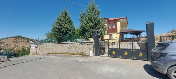 Değer'den Yeşilyurt Mollakasım Da 1100 M2 Arsa Alanı 4+1 Villa