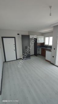 Çarkıparede Stadyuma Yakın 2+1 Boş Kiralik Son