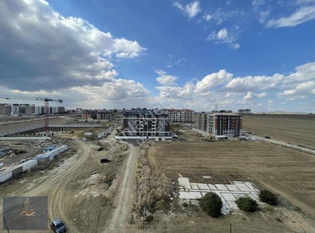 Özşenoğlu'dan Kiptaş 2 ' De Kiralık Batı Cp Önü Açık Daire