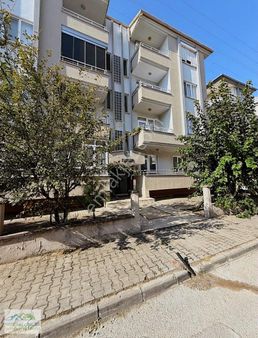 Klc Den Paşaalanı Mahallesi'nde 3+1 130 M² Yüksek Giriş Daire..