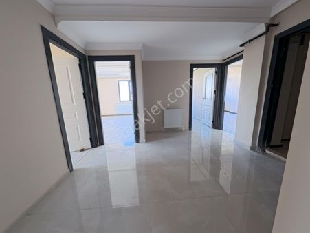 Akse Mah.3+1 125m2 Sıfır Arakat Daire (videolu İlan..!)