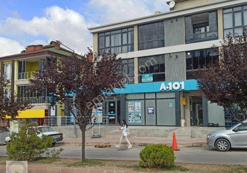 Yuvam Emlaktan Bahçelievler Mah Demokrası Caddesinde Kiralık140 M2 3+1 Daire