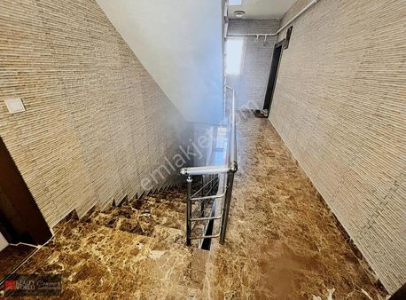 Güzeloba Mah 3+1 195 M2 Satılık Daire