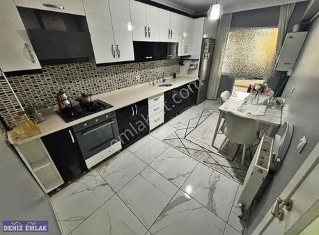 **denizden Merkezi Konumda Arakat Güney Cephe Geniş Fırsat 3+1**