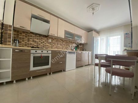 Kanuni Mahallesi'nde Genç Binada 3+1 Daire!